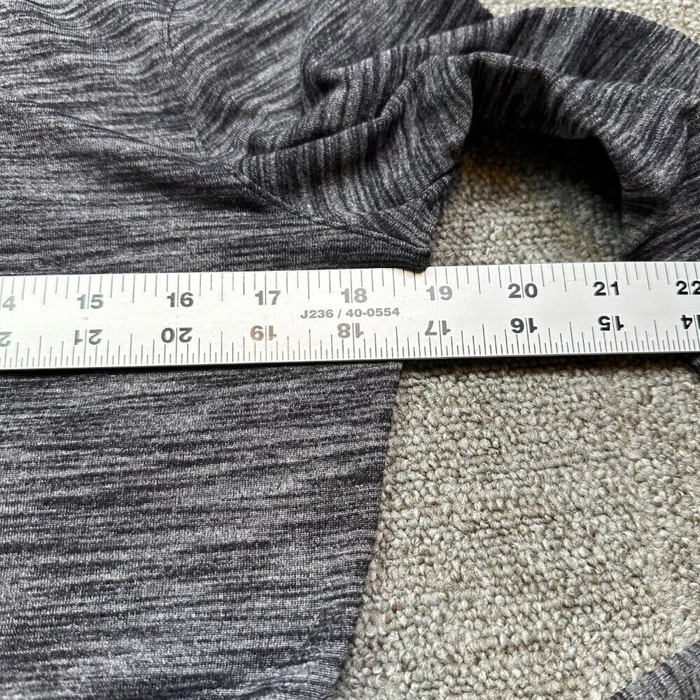 Lululemon &go Take-Off Long Sleeve Turtleneck in Heathered Grey Black Size 6 - Picture 4 of 8